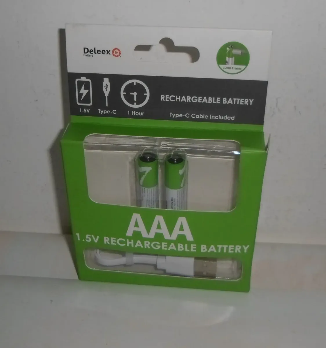 D_NQ_NP_2X_845334-MLA86345865110_062025-F.webp Pilas AAA Recargables USB con Luz - Imagen 1