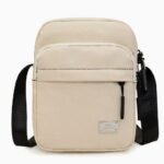 Bolso Cuadrado Simil Cuero  - Beige